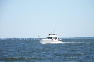 40' Legacy underway2