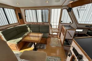 40' Legacy salon port