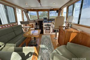 40' Legacy salon forward