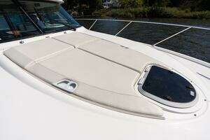 2015 Tiara Yachts 44 Coupe thumbnail 34