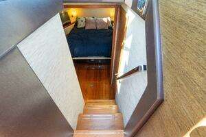 2015 Tiara Yachts 44 Coupe thumbnail 17
