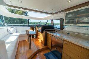 2015 Tiara Yachts 44 Coupe thumbnail 11