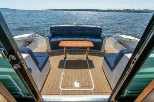 2015 Tiara Yachts 44 Coupe thumbnail 36