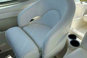 2002 Sea Ray 360 Sundancer thumbnail 11