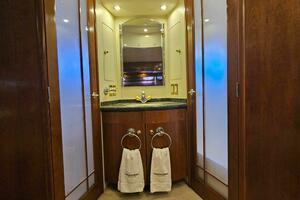 53ft Carver Yacht For Sale
