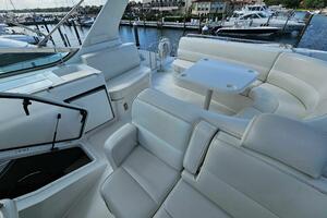 53ft Carver Yacht For Sale