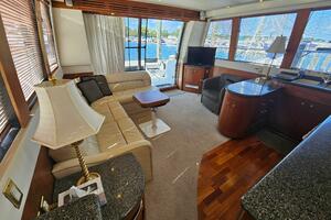 53ft Carver Yacht For Sale