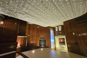 1999 Carver 530 Voyager thumbnail 24