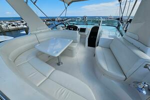 53ft Carver Yacht For Sale