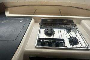 2002 Fountaine Pajot Belize 43 thumbnail 18