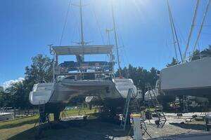 2002 Fountaine Pajot Belize 43 thumbnail 11