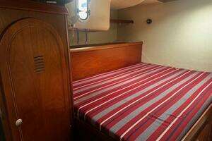 2002 Fountaine Pajot Belize 43 thumbnail 31