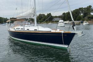 FINESSE 38ft Sabre Yacht For Sale
