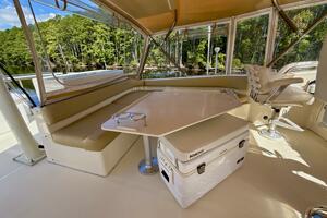 Flybridge Settee