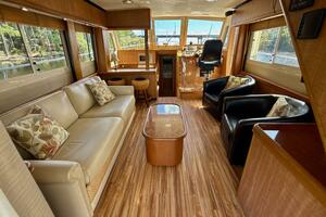 Saloon Forward