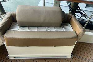 1988 Hatteras Motor Yacht thumbnail 15