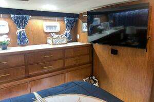 1988 Hatteras Motor Yacht thumbnail 95