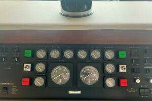 1988 Hatteras Motor Yacht thumbnail 50