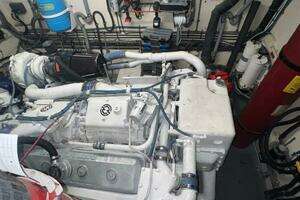 1988 Hatteras Motor Yacht thumbnail 126