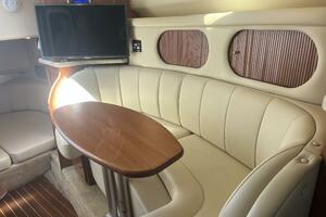32ft Rinker Yacht For Sale
