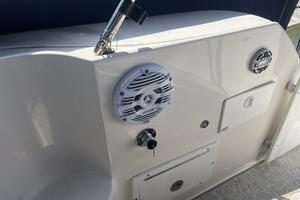 32ft Rinker Yacht For Sale
