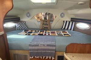 32ft Rinker Yacht For Sale