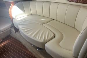 32ft Rinker Yacht For Sale