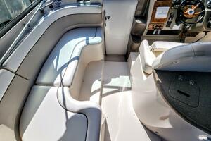 32ft Rinker Yacht For Sale