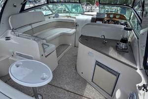 32ft Rinker Yacht For Sale