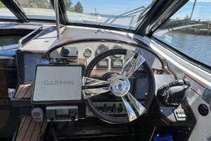 35ft Regal Yacht For Sale