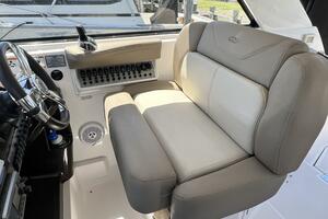 35ft Regal Yacht For Sale