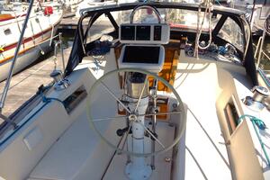 ADVENTURE 37ft Pacific Seacraft Yacht For Sale