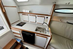 Escapade 29ft Blackfin Yacht For Sale