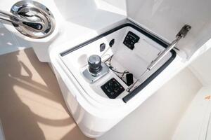 2012 Viking 42 Convertible  Helm 3