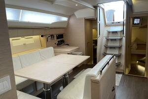 53FT (16.15M) JEANNEAU