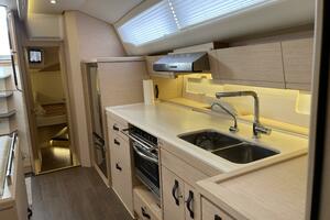 53FT (16.15M) JEANNEAU