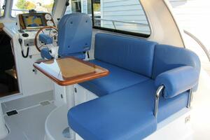 Two 0 Seven 30ft Back Cove Yacht For Sale