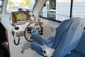 Two 0 Seven 30ft Back Cove Yacht For Sale