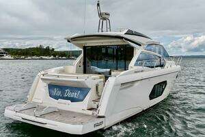 2016 Absolute 45 Sport Yacht thumbnail 8