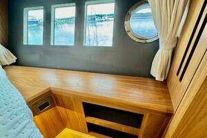 2016 Absolute 45 Sport Yacht thumbnail 72