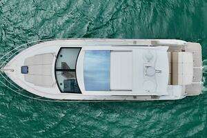 2016 Absolute 45 Sport Yacht thumbnail 14