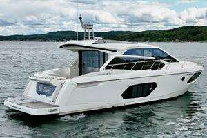 2016 Absolute 45 Sport Yacht thumbnail 17