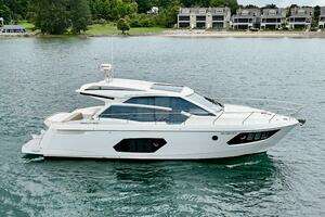 2016 Absolute 45 Sport Yacht thumbnail 15