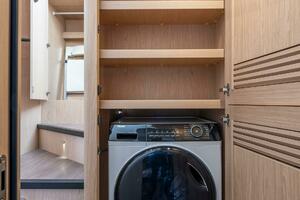 56ft Beneteau Yacht For Sale