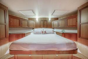 VIP King Berth