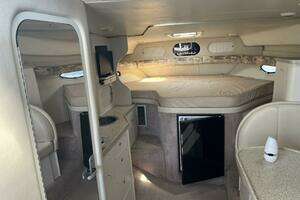 2000 Rinker Fiesta Vee 340 thumbnail 29