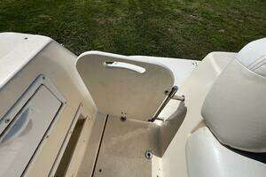2000 Rinker Fiesta Vee 340 thumbnail 10