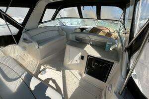 2000 Rinker Fiesta Vee 340 thumbnail 12