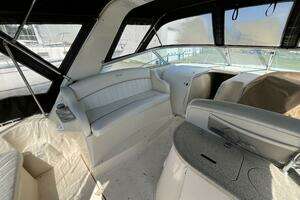 2000 Rinker Fiesta Vee 340 thumbnail 18
