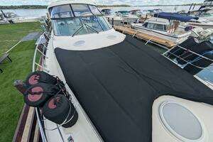 PARADISE 2007 Cruisers Yachts 520 Express Yacht For Sale in Fort Erie Ontario